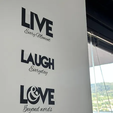 Brick & Free Parking Apartament *