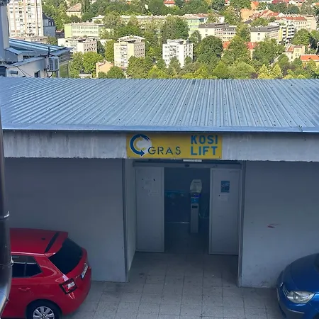 Brick & Free Parking * Sarajevo